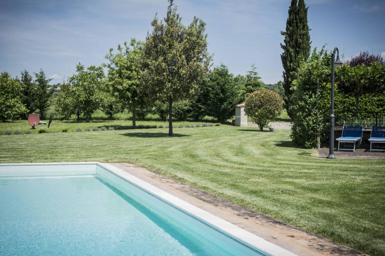 Monteriggioni Suite Luaran gambar